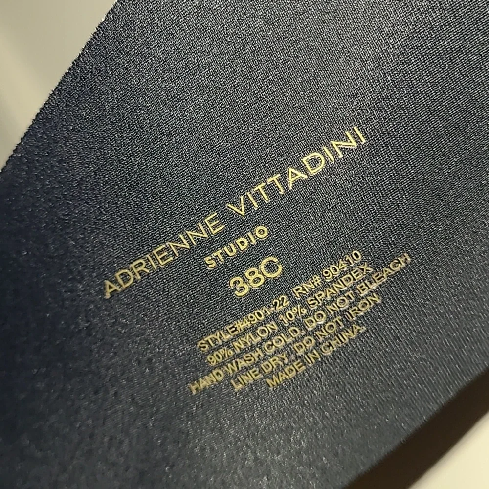 Adrienne Vittadini adrienne vittadini